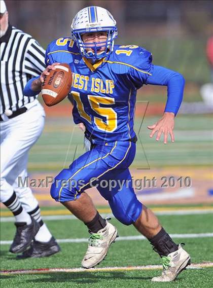 Thumbnail 3 in East Islip @ West Islip photogallery.