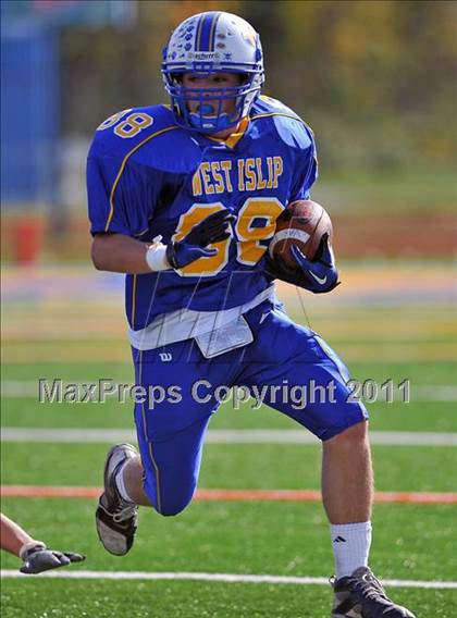 Thumbnail 1 in East Islip @ West Islip photogallery.