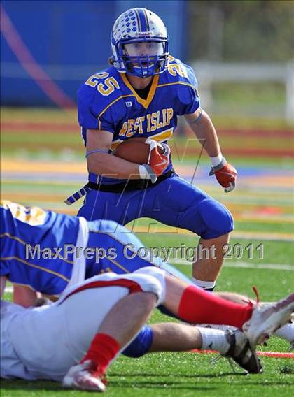 Thumbnail 3 in East Islip @ West Islip photogallery.