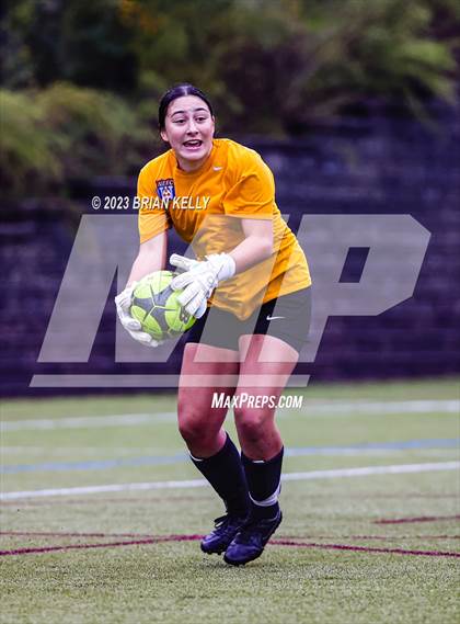 Thumbnail 2 in Dover-Sherborn @ Needham photogallery.