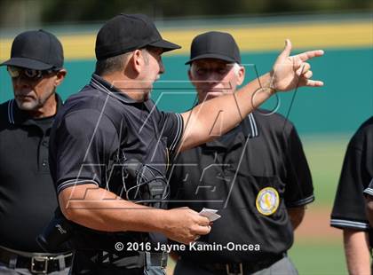 Thumbnail 1 in West Ranch vs. Murrieta Mesa photogallery.