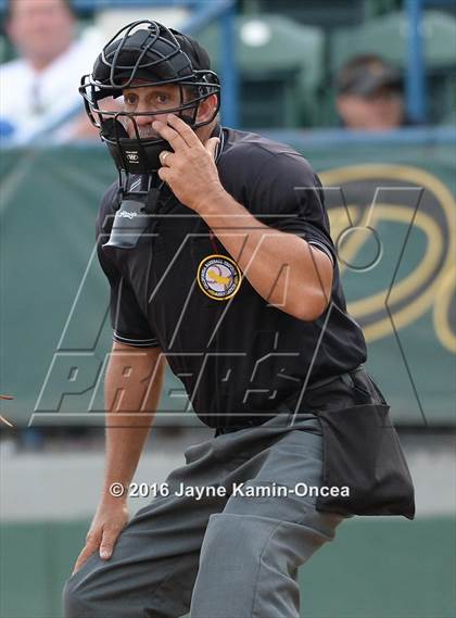 Thumbnail 3 in West Ranch vs. Murrieta Mesa photogallery.
