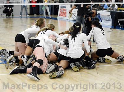 Thumbnail 1 in Santiago vs. Archbishop Mitty  (CIF State D2 Final) photogallery.