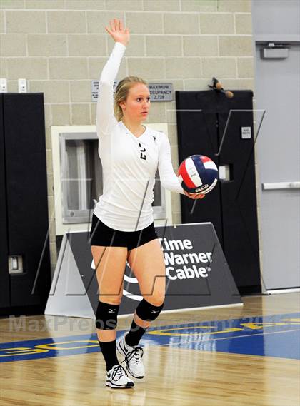 Thumbnail 1 in Santiago vs. Archbishop Mitty  (CIF State D2 Final) photogallery.