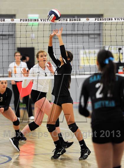 Thumbnail 3 in Santiago vs. Archbishop Mitty  (CIF State D2 Final) photogallery.