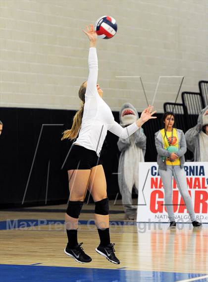 Thumbnail 3 in Santiago vs. Archbishop Mitty  (CIF State D2 Final) photogallery.