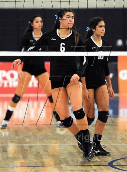 Thumbnail 2 in Santiago vs. Archbishop Mitty  (CIF State D2 Final) photogallery.