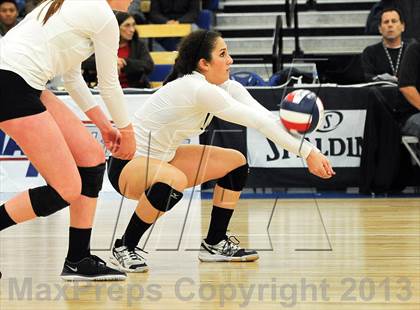 Thumbnail 1 in Santiago vs. Archbishop Mitty  (CIF State D2 Final) photogallery.