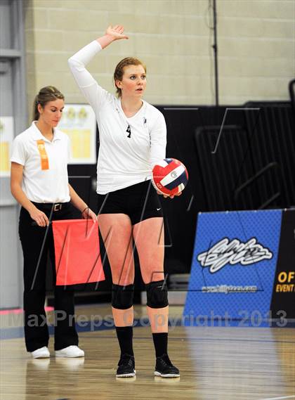 Thumbnail 3 in Santiago vs. Archbishop Mitty  (CIF State D2 Final) photogallery.