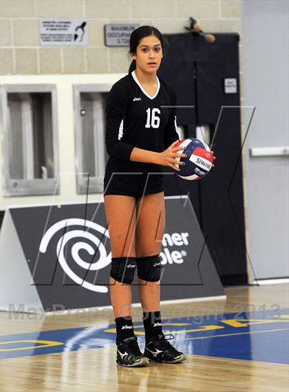 Thumbnail 1 in Santiago vs. Archbishop Mitty  (CIF State D2 Final) photogallery.