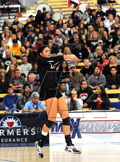Thumbnail 1 in Santiago vs. Archbishop Mitty  (CIF State D2 Final) photogallery.