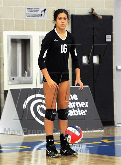 Thumbnail 3 in Santiago vs. Archbishop Mitty  (CIF State D2 Final) photogallery.