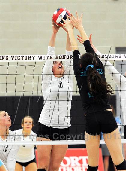 Thumbnail 3 in Santiago vs. Archbishop Mitty  (CIF State D2 Final) photogallery.