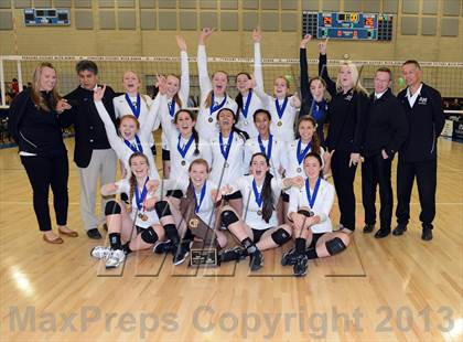 Thumbnail 1 in Santiago vs. Archbishop Mitty  (CIF State D2 Final) photogallery.