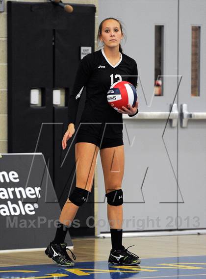 Thumbnail 3 in Santiago vs. Archbishop Mitty  (CIF State D2 Final) photogallery.