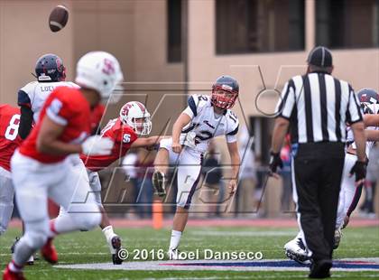 Thumbnail 2 in St. Ignatius vs. Campolindo photogallery.