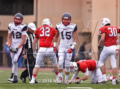 Thumbnail 1 in St. Ignatius vs. Campolindo photogallery.