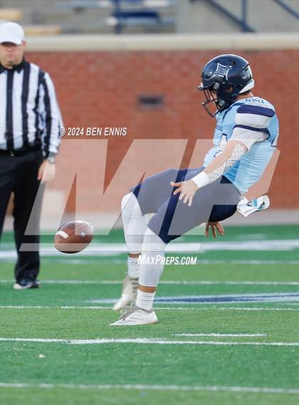 Thumbnail 2 in Southwest Georgia Academy vs. Brentwood (GIAA 2A Championship) photogallery.