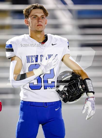 Thumbnail 1 in College Park vs New Caney photogallery.