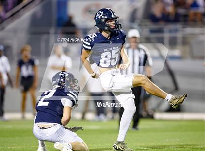 Thumbnail 2 in College Park vs New Caney photogallery.