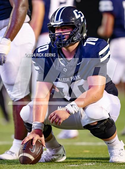Thumbnail 3 in College Park vs New Caney photogallery.