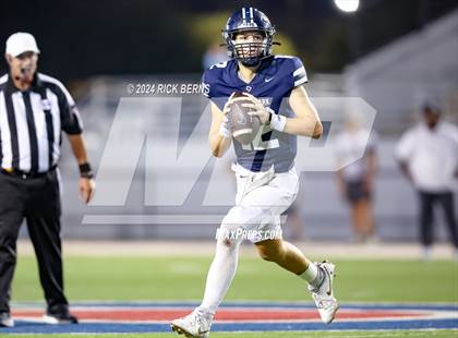Thumbnail 1 in College Park vs New Caney photogallery.