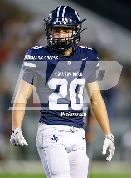 Thumbnail 1 in College Park vs New Caney photogallery.