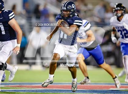 Thumbnail 2 in College Park vs New Caney photogallery.