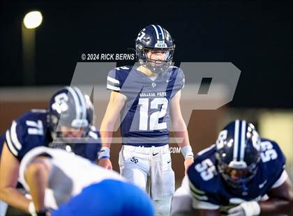 Thumbnail 1 in College Park vs New Caney photogallery.