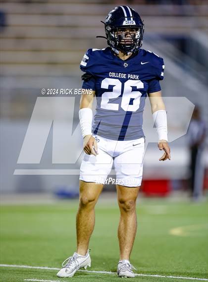 Thumbnail 2 in College Park vs New Caney photogallery.