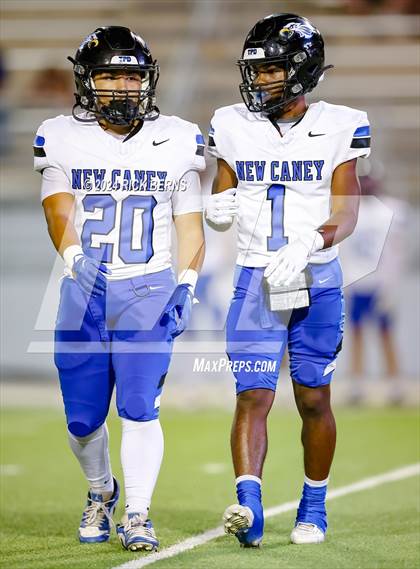 Thumbnail 2 in College Park vs New Caney photogallery.