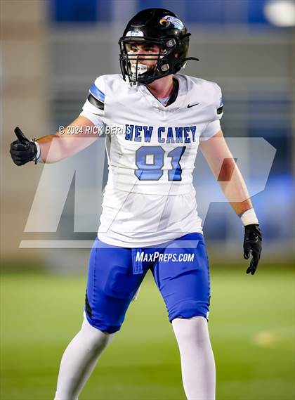 Thumbnail 3 in College Park vs New Caney photogallery.