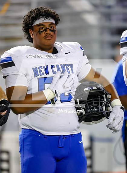 Thumbnail 3 in College Park vs New Caney photogallery.