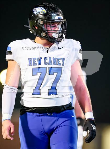Thumbnail 2 in College Park vs New Caney photogallery.
