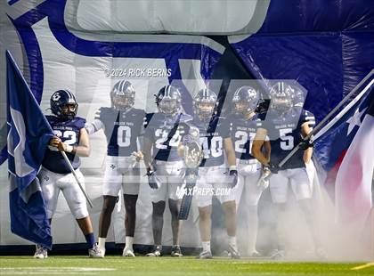 Thumbnail 1 in College Park vs New Caney photogallery.