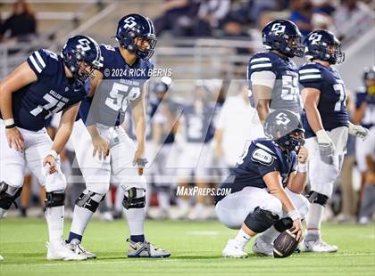 Thumbnail 1 in College Park vs New Caney photogallery.