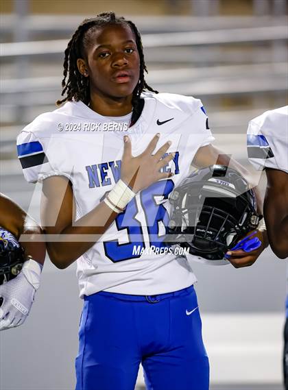 Thumbnail 3 in College Park vs New Caney photogallery.