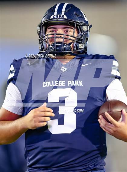 Thumbnail 2 in College Park vs New Caney photogallery.