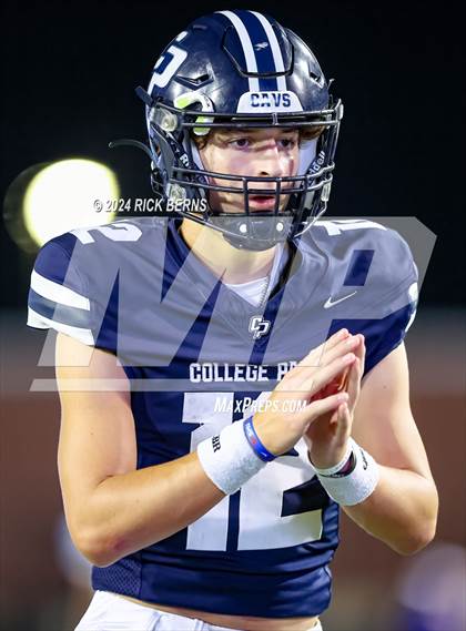 Thumbnail 1 in College Park vs New Caney photogallery.
