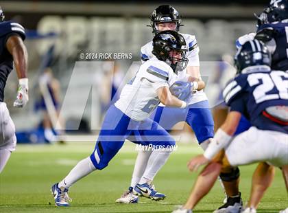 Thumbnail 1 in College Park vs New Caney photogallery.