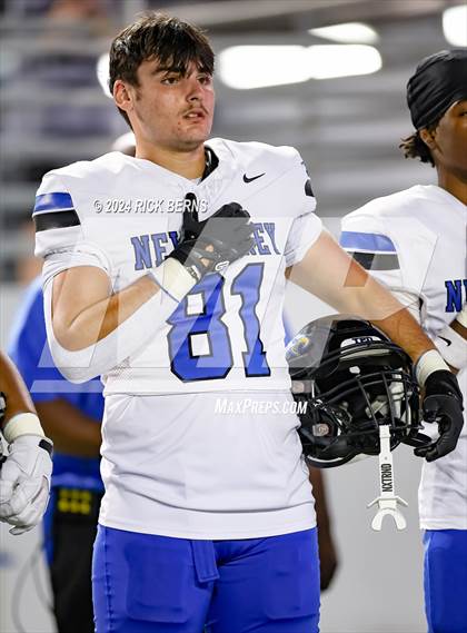 Thumbnail 1 in College Park vs New Caney photogallery.