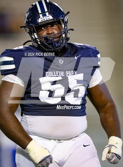 Thumbnail 3 in College Park vs New Caney photogallery.