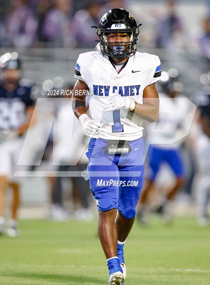 Thumbnail 3 in College Park vs New Caney photogallery.