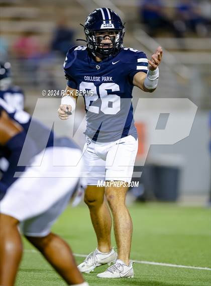 Thumbnail 3 in College Park vs New Caney photogallery.