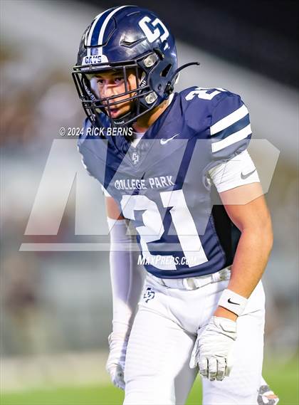Thumbnail 3 in College Park vs New Caney photogallery.