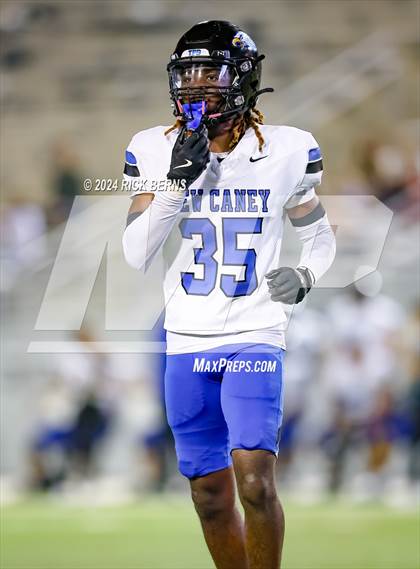 Thumbnail 2 in College Park vs New Caney photogallery.