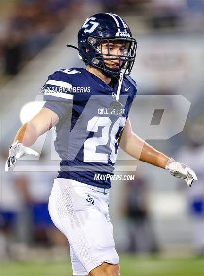 Thumbnail 1 in College Park vs New Caney photogallery.
