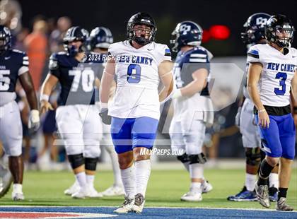 Thumbnail 2 in College Park vs New Caney photogallery.