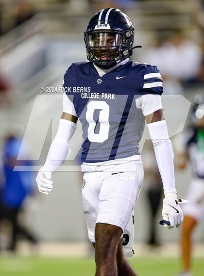 Thumbnail 2 in College Park vs New Caney photogallery.