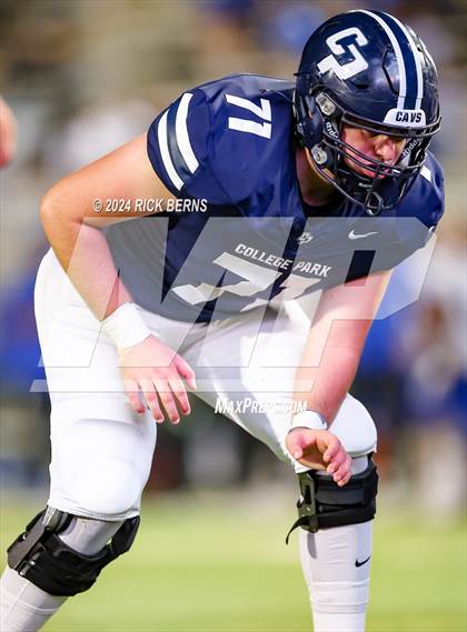 Thumbnail 1 in College Park vs New Caney photogallery.